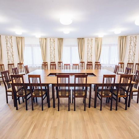 Natur Hotel Koevesteto Hosszuheteny المظهر الخارجي الصورة